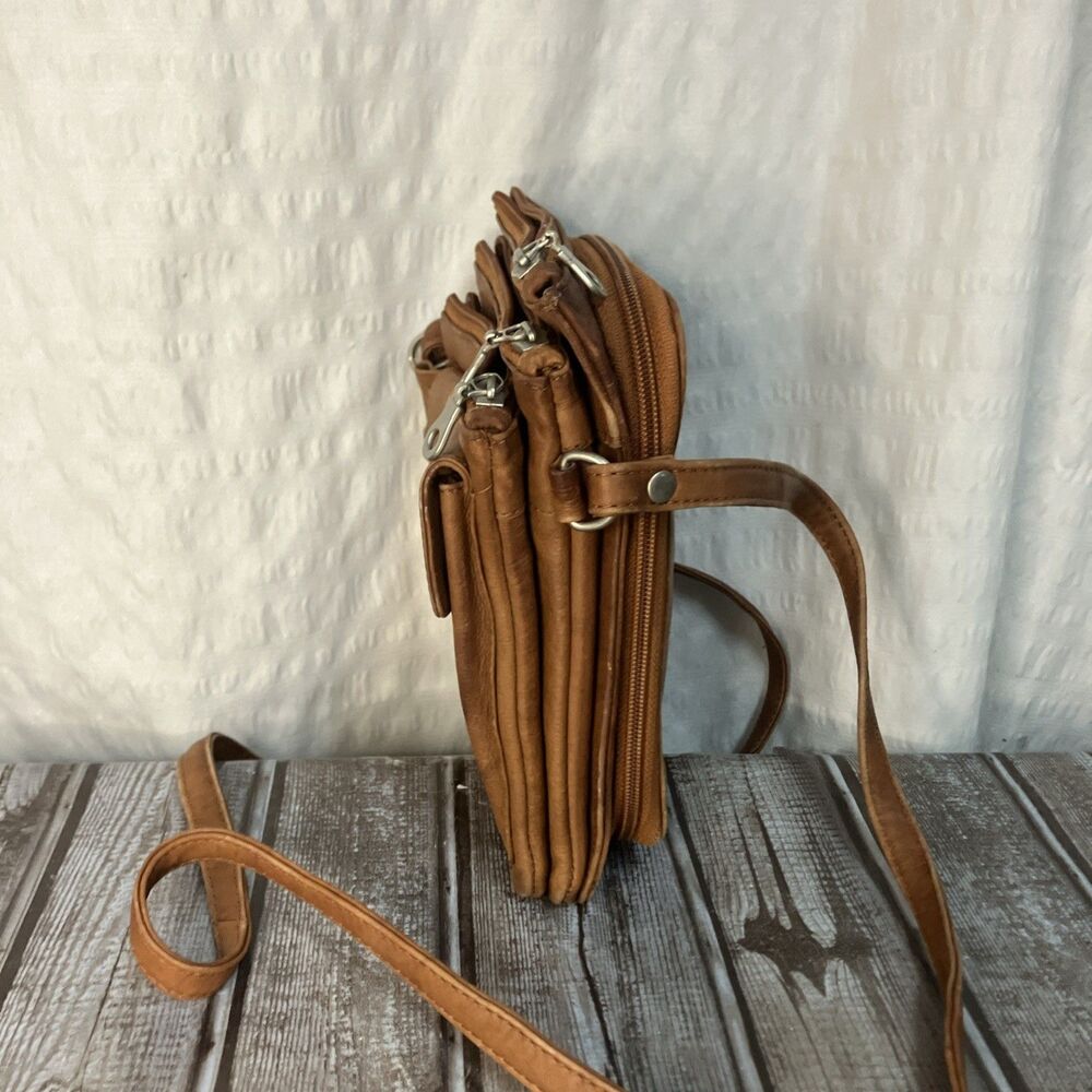 Paul & Taylor Leather Crossbody Bag Brown 8”x6” - Picture 4 of 10